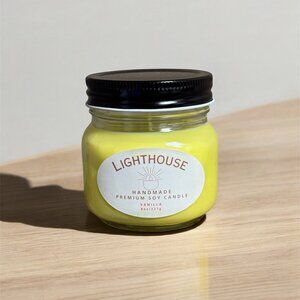 Premium 100% Natural Soy Wax Candle - Vanilla Scent - Aromatherapy - Yoga - Gift